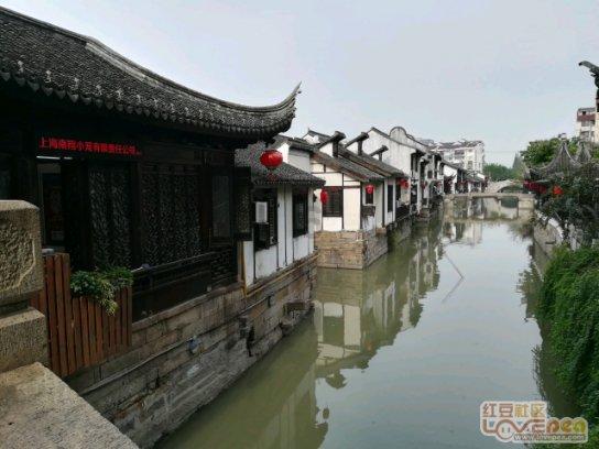 空中抛枪