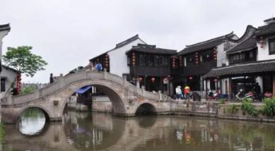 福建福州:守艺传承 非遗漆画绽放光彩